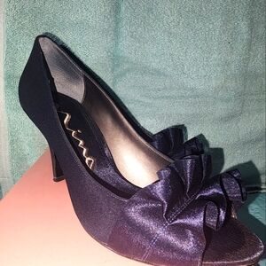 NINA brand navy dress shoes 7.5